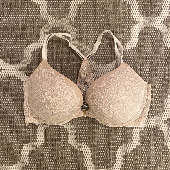 Victoria’s Secret very sexy push-up bra size 38D - Picture 1 of 6